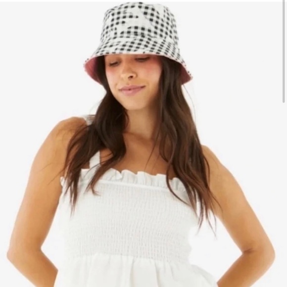 KATE SPADE NEW YORK Daisy Gingham Reversible Bucket Hat - Picture 9 of 10